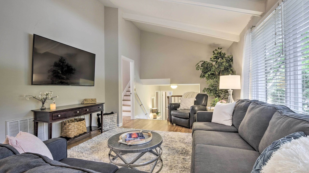 Photo of Livingroom in Raleigh