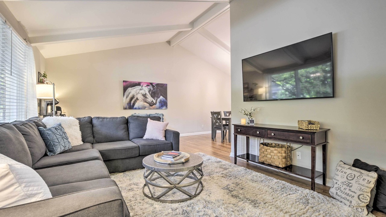 Photo of Livingroom in Raleigh