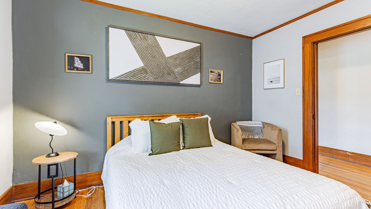 Photo of Bedroom in Champaign