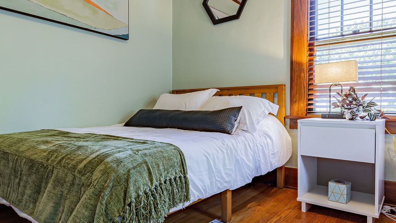 Photo of Bedroom in Champaign
