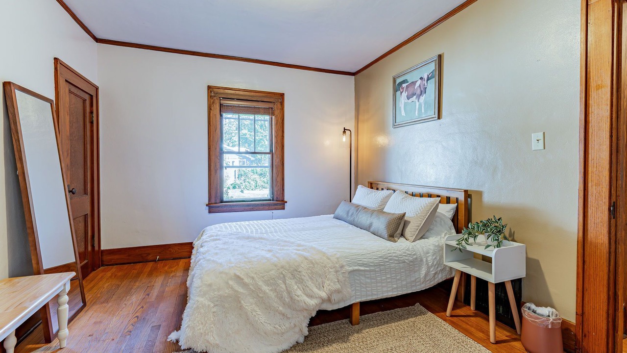 Photo of Bedroom in Champaign