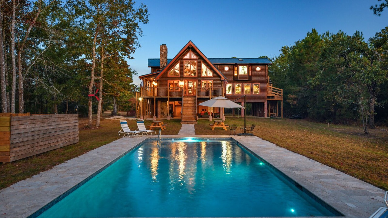 Photo of Outdoor in Waveland
