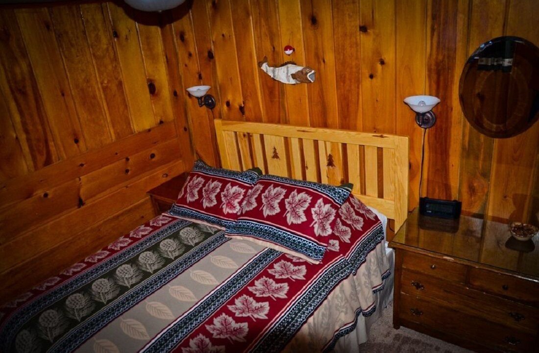 Photo of Bedroom in Iron River