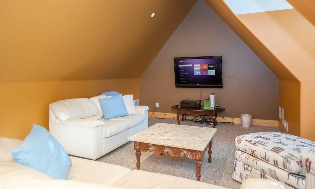 Photo of Bedroom in Carnelian Bay