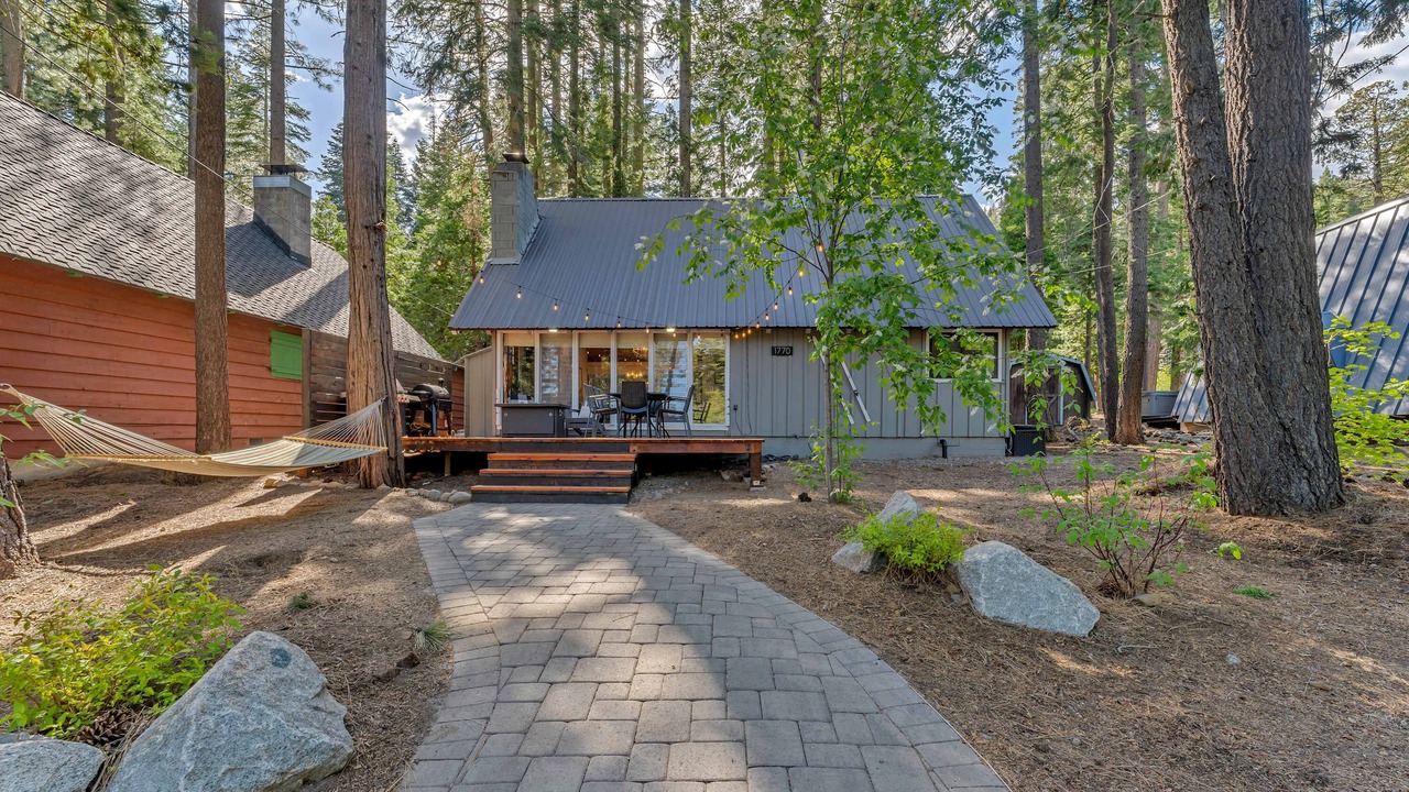 Photo of Outdoor in Sunnyside