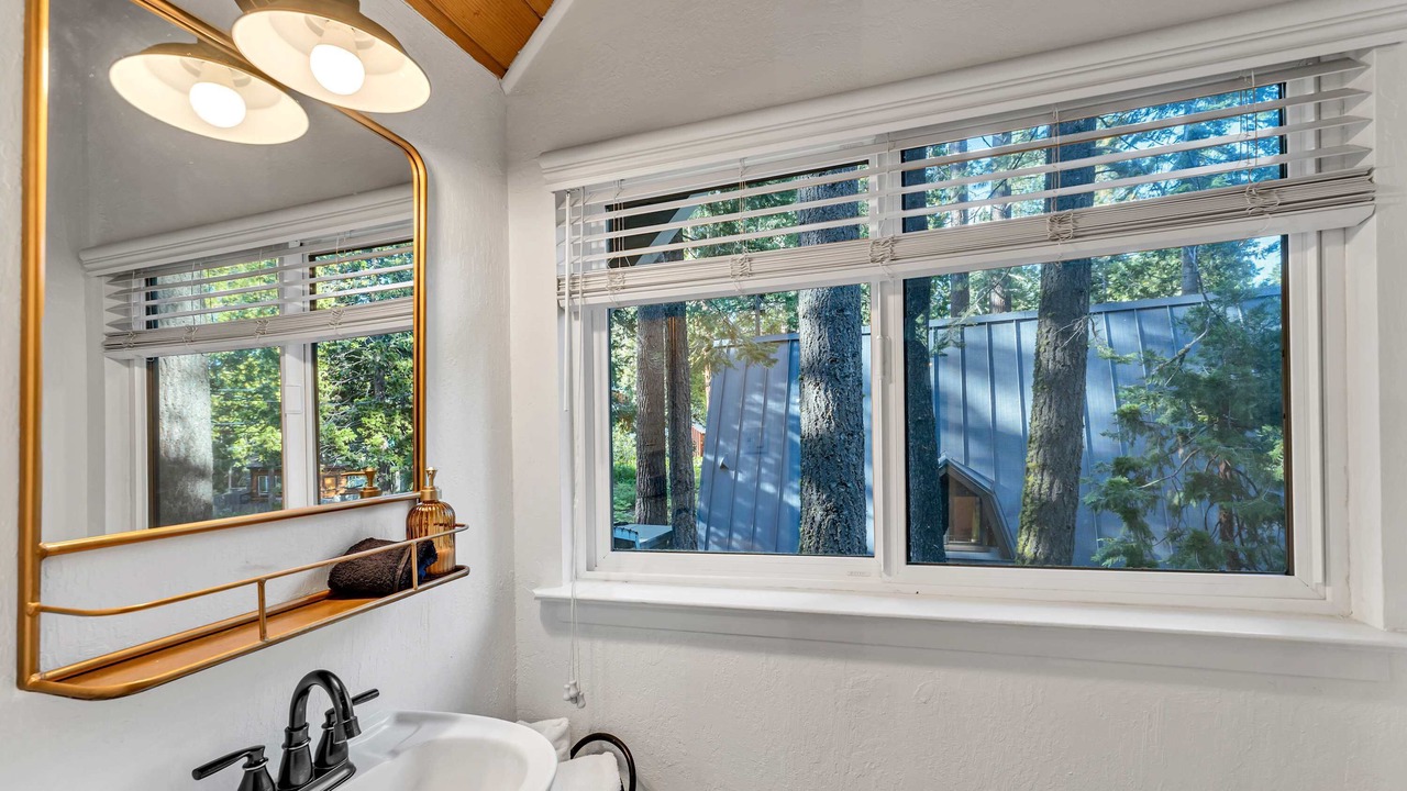 Photo of Bathroom in Sunnyside