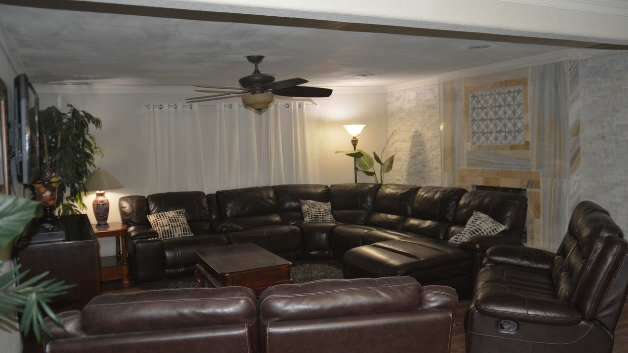 Photo of Livingroom in Seguin