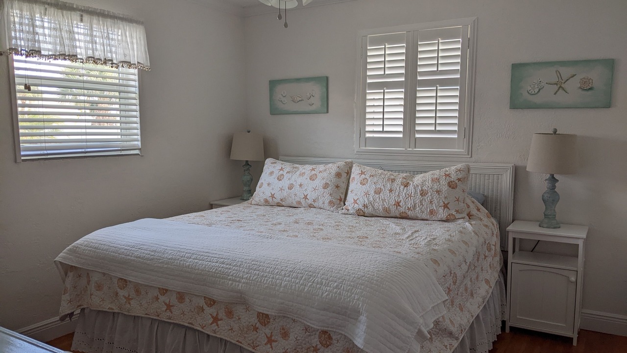 Photo of Bedroom in Plaza Shores