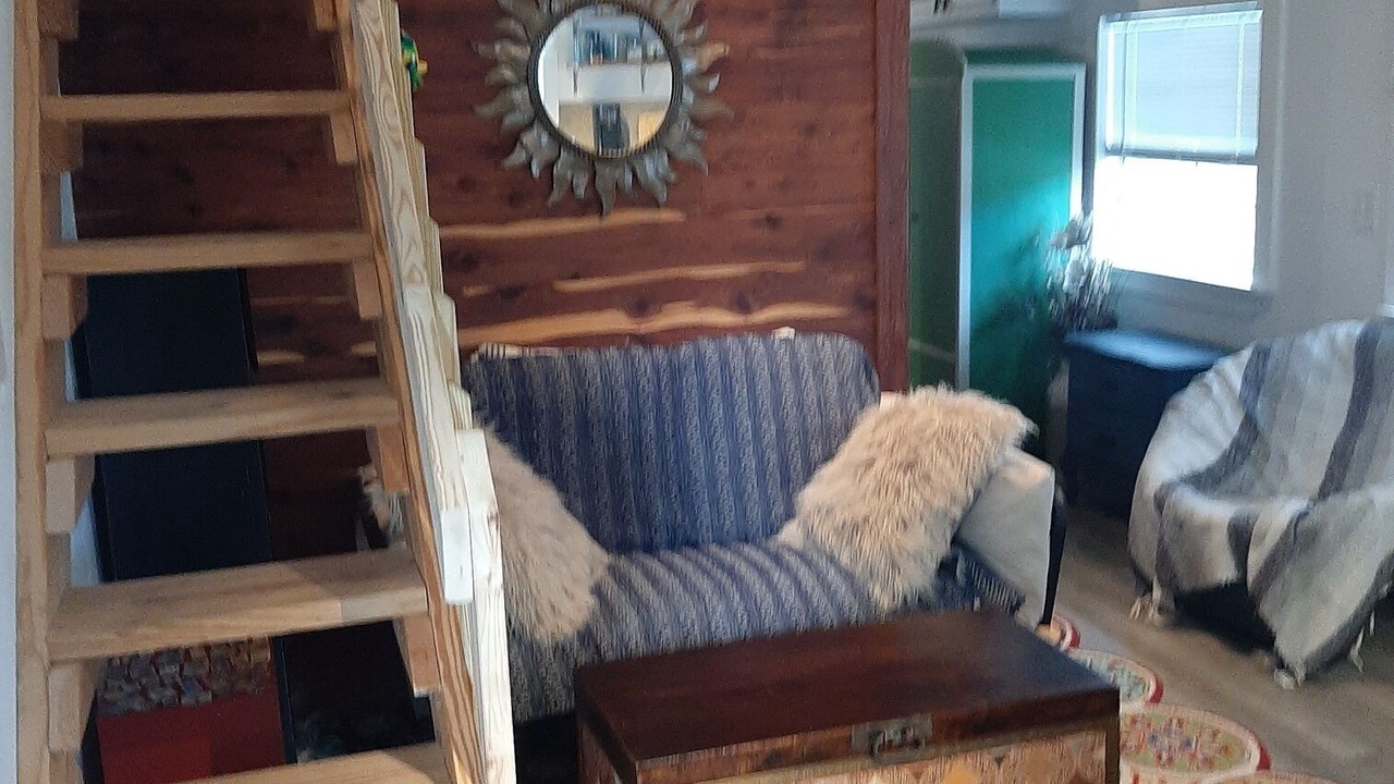Photo of Livingroom in Bastrop