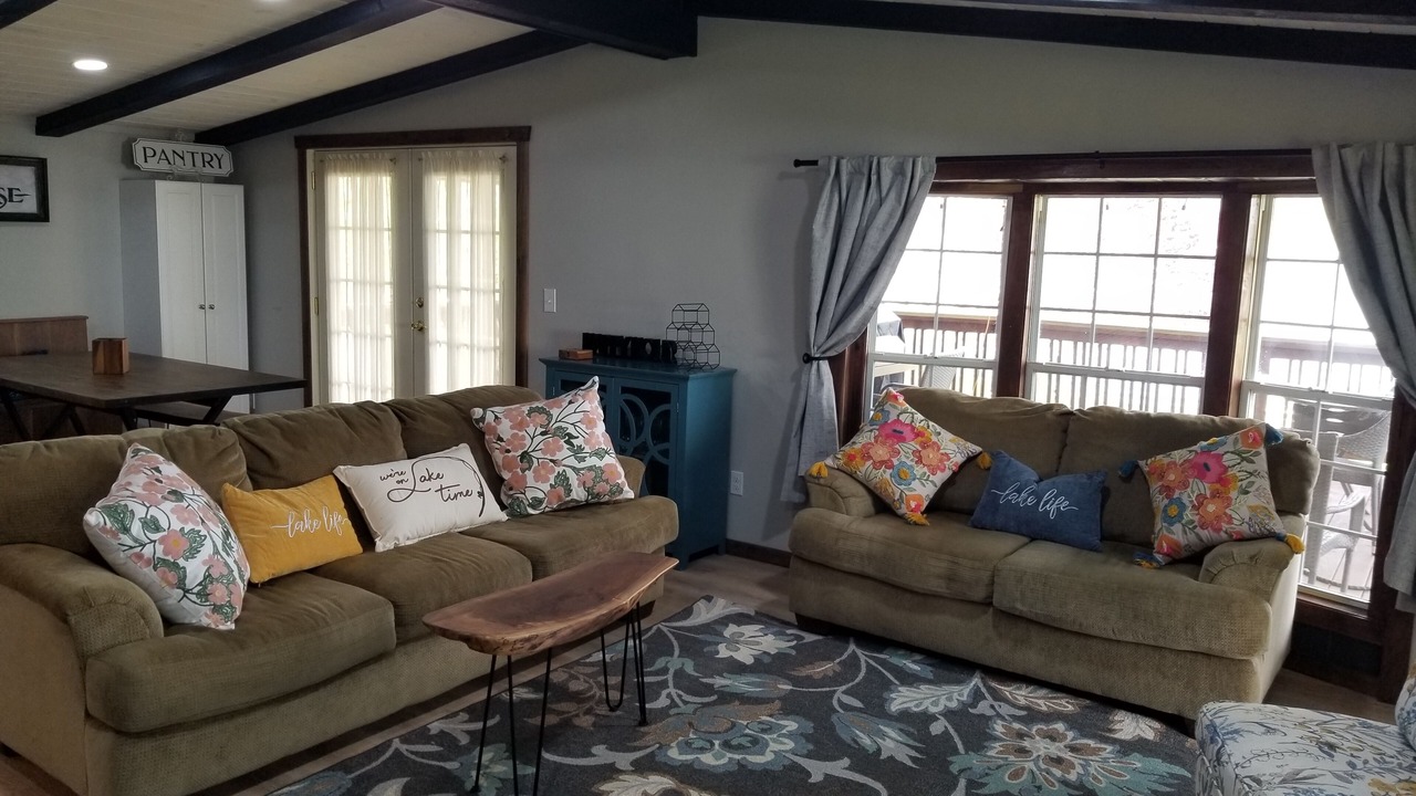 Photo of Livingroom in Bradford