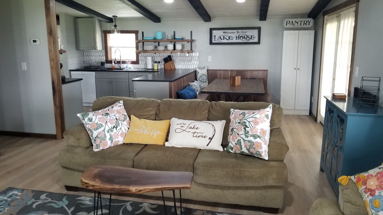 Photo of Livingroom in Bradford