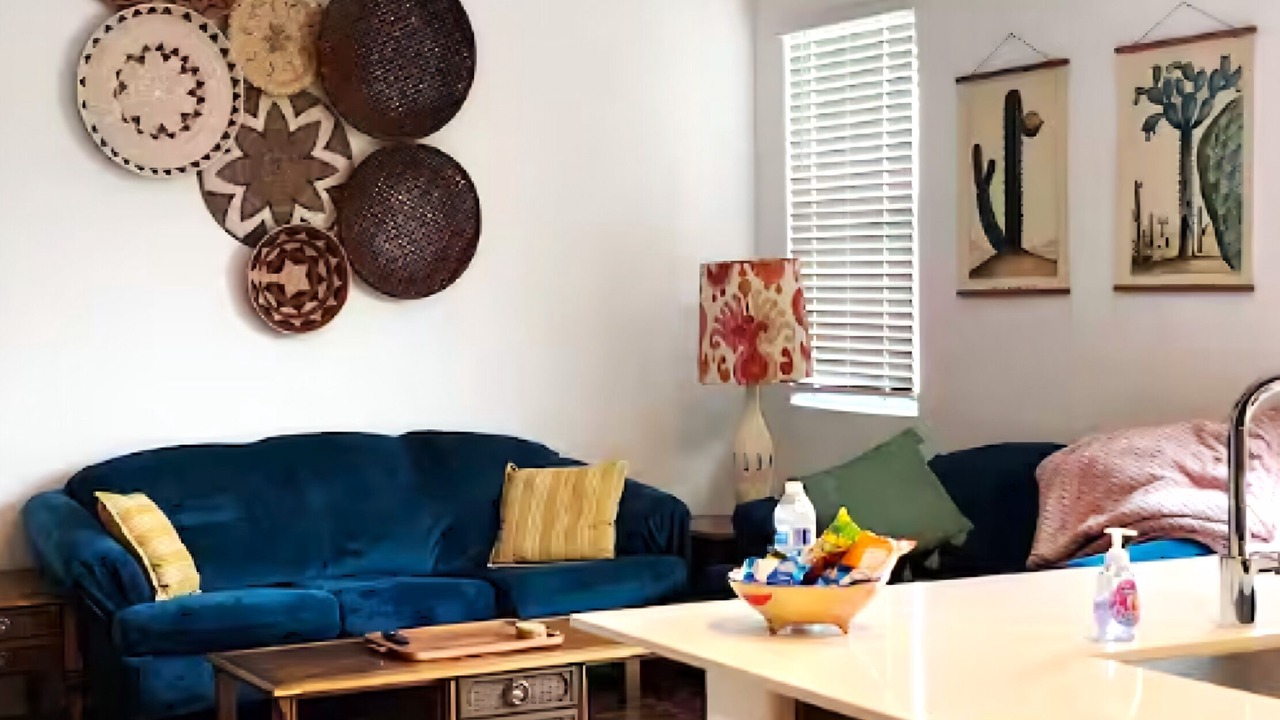 Photo of Livingroom in Laveen Village