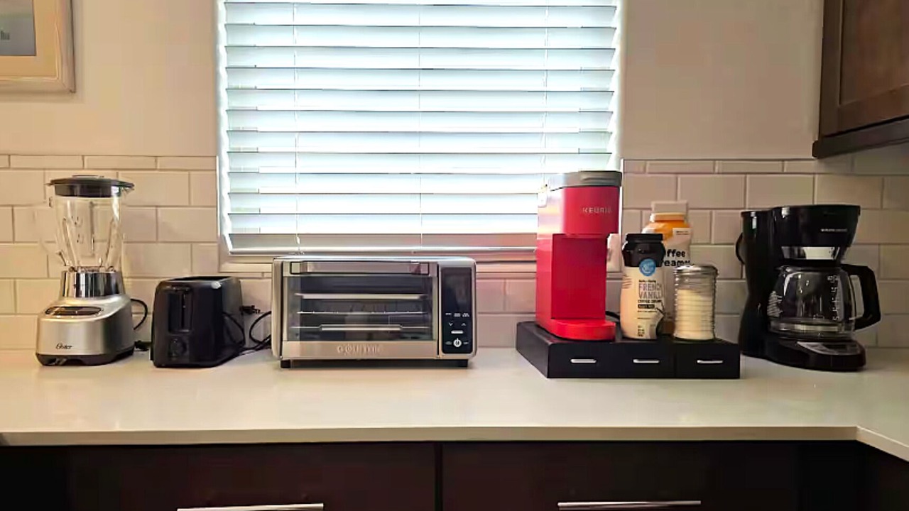 Photo of Kitchen in Laveen Village