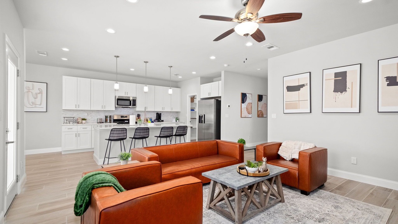 Photo of Livingroom in Cedar Crest