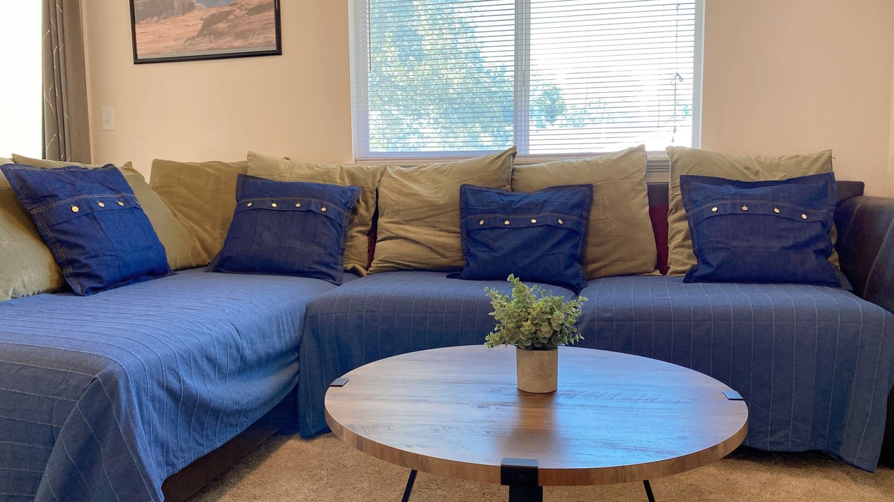 Photo of Livingroom in South Salt Lake
