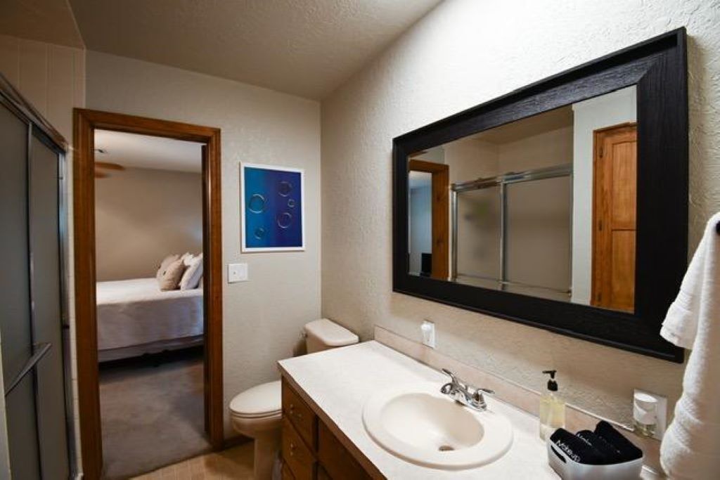 Photo of Bathroom in Park Hill