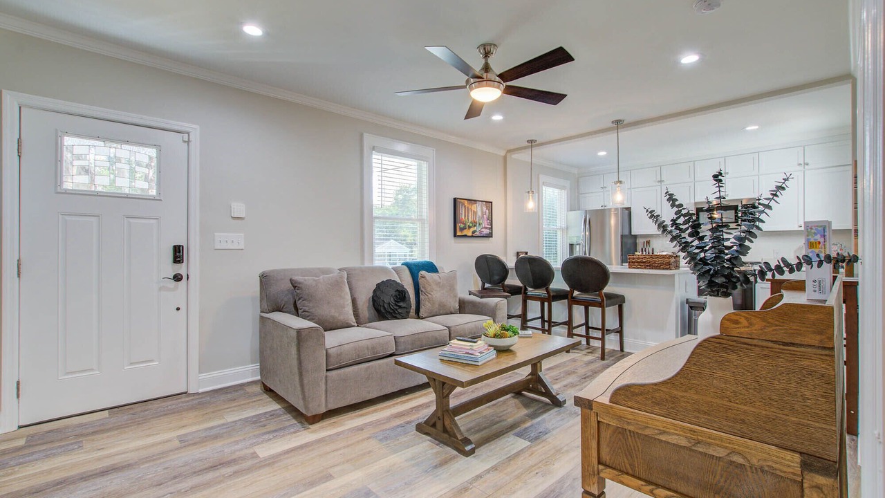 Photo of Livingroom in North Charleston