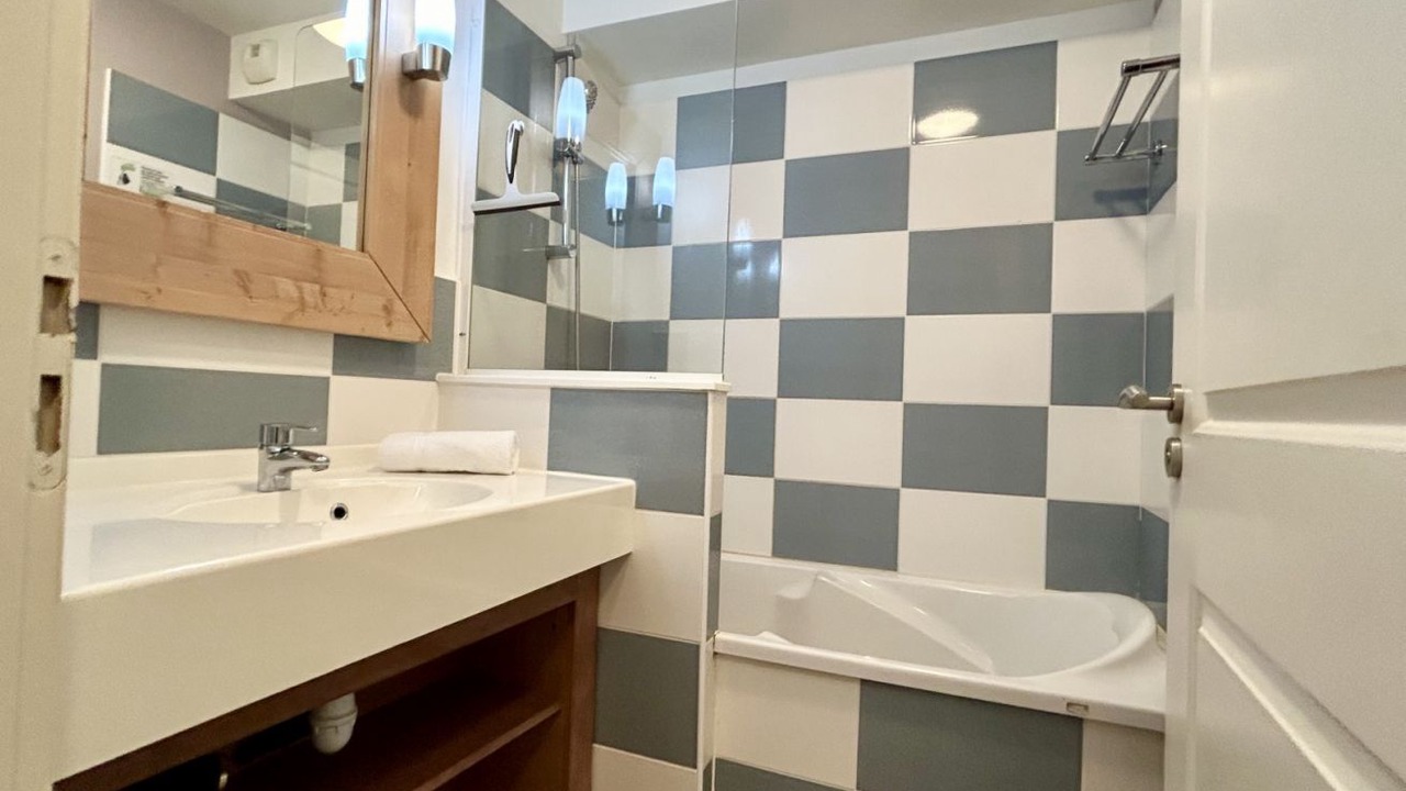 Photo of Bathroom in Belle Dune