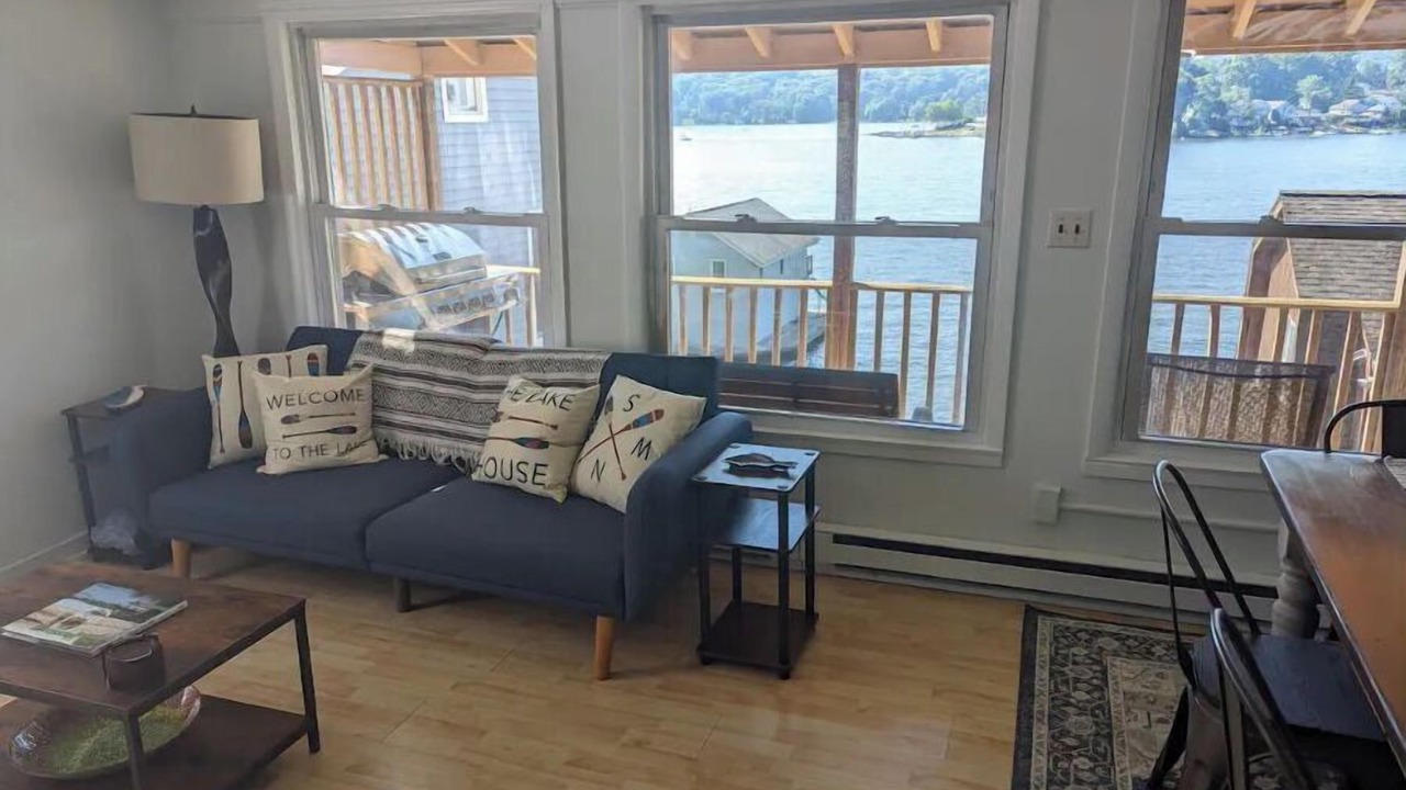 Photo of Livingroom in Hopatcong