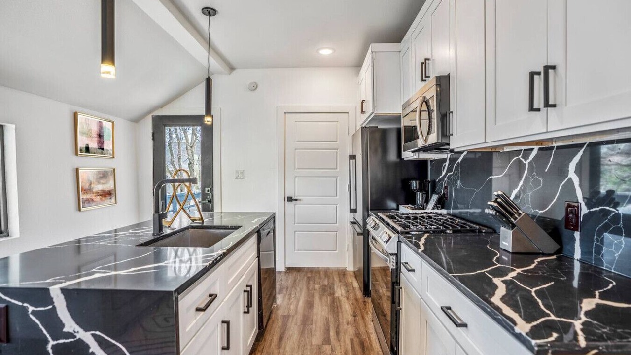 Photo of Kitchen in East Downtown Houston