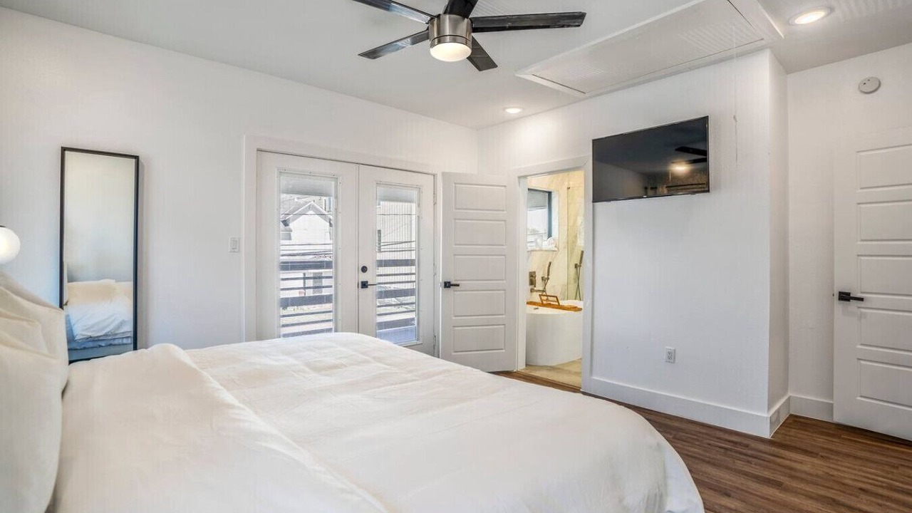 Photo of Bedroom in East Downtown Houston