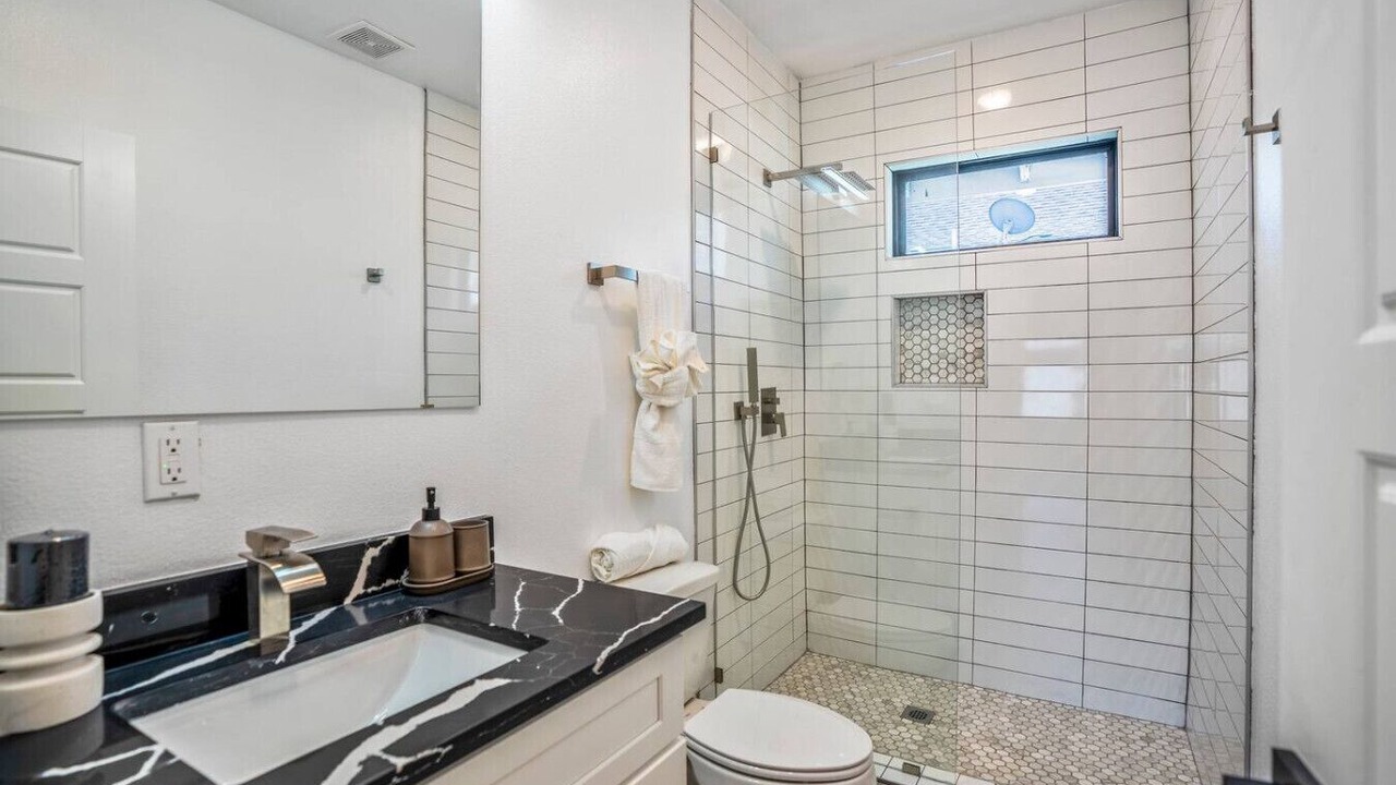 Photo of Bathroom in East Downtown Houston