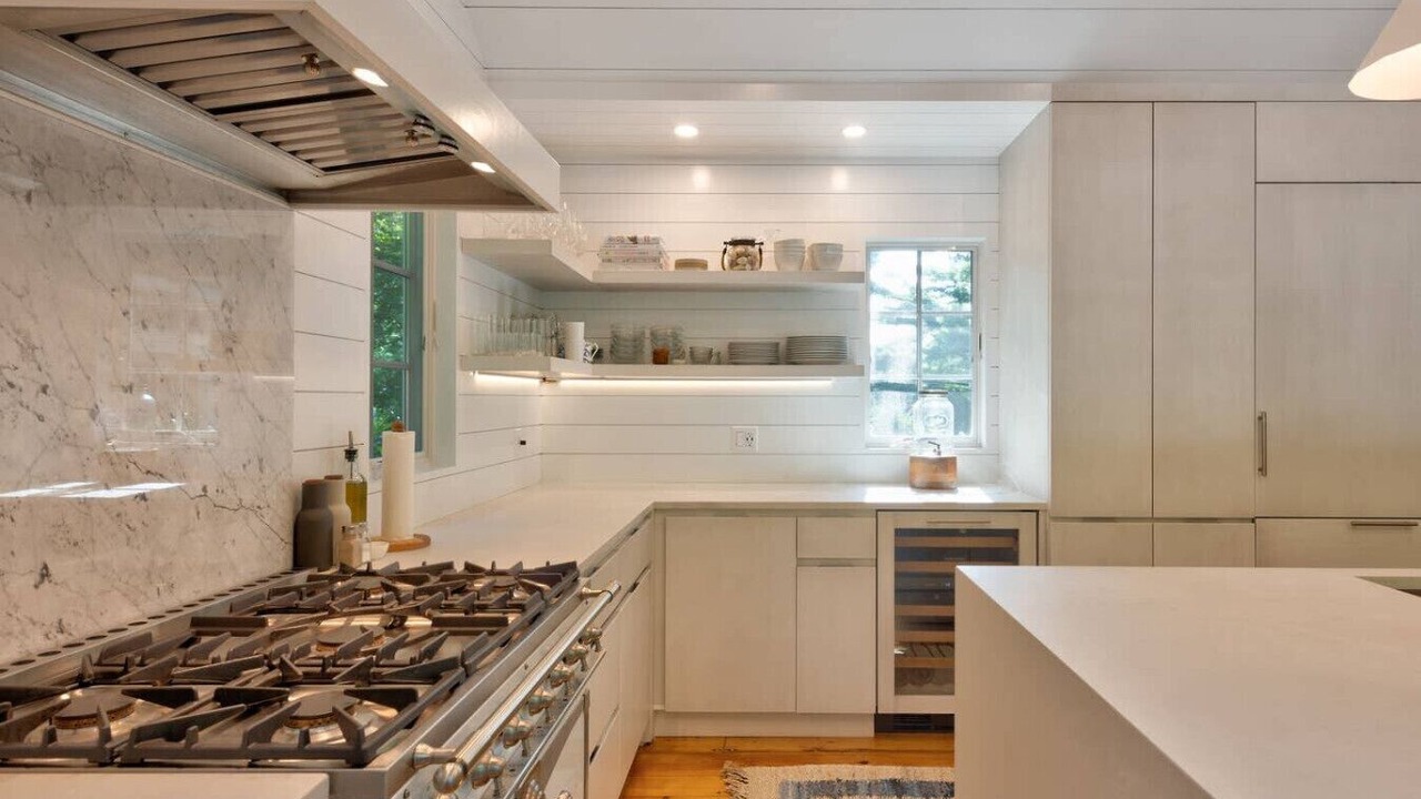 Photo of Kitchen in East Hampton North