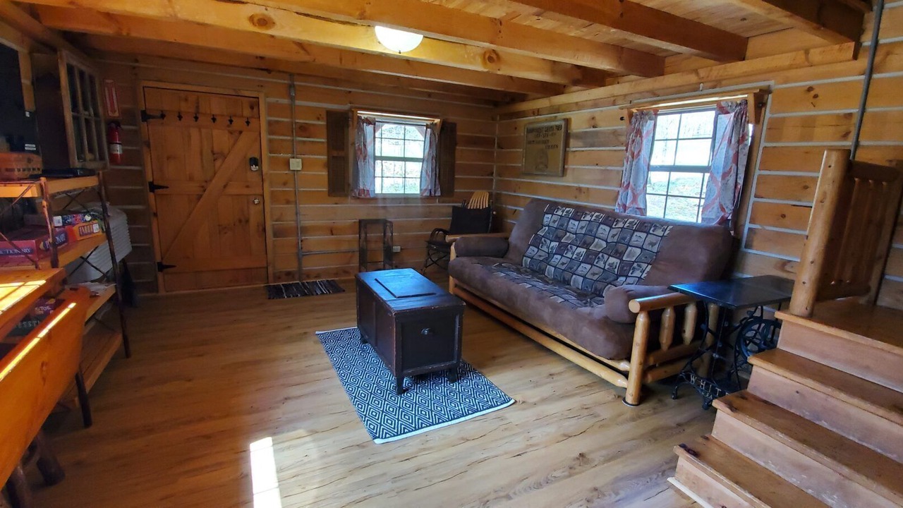 Photo of Livingroom in Hardin County