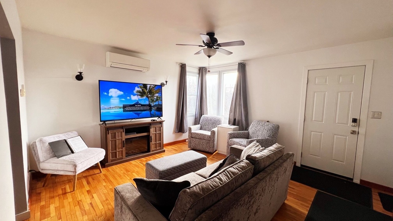 Photo of Livingroom in Thunder Bay