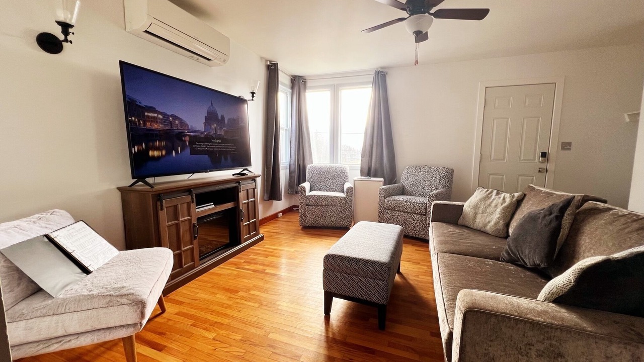 Photo of Livingroom in Thunder Bay