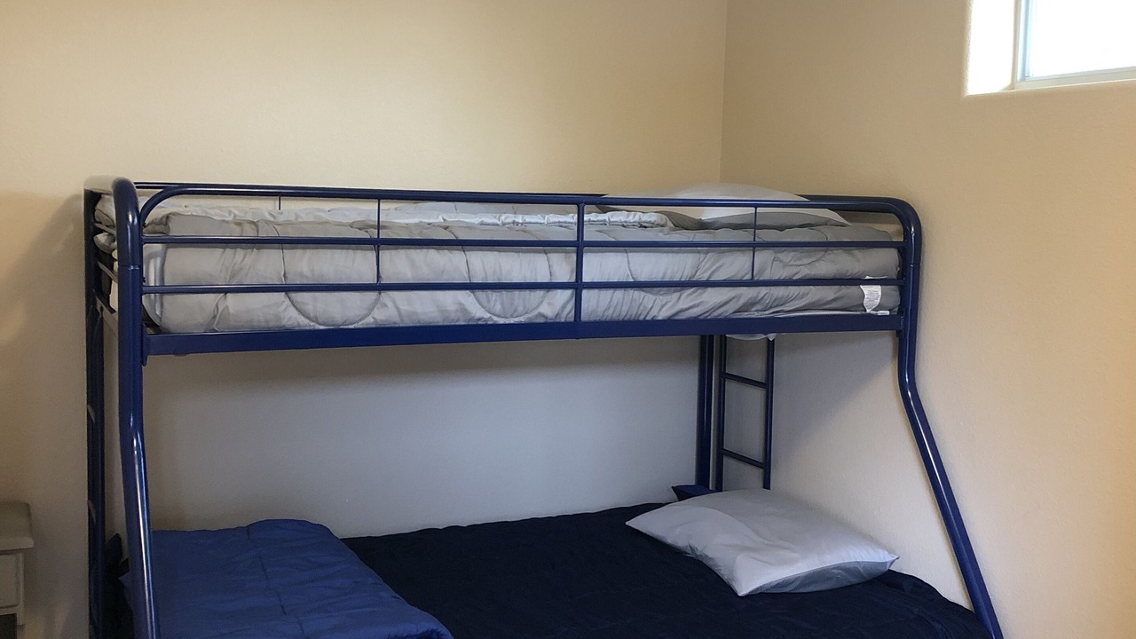 Photo of Bedroom in Lakehills