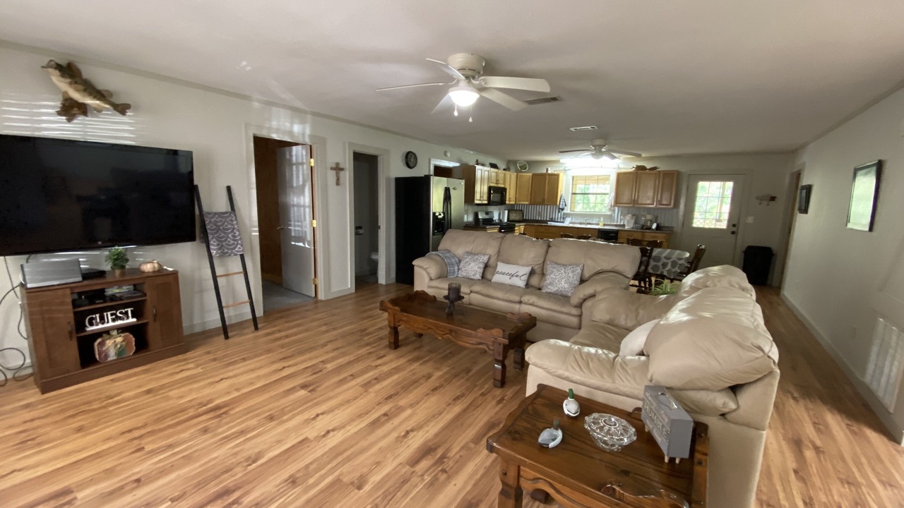 Photo of Livingroom in Jasper