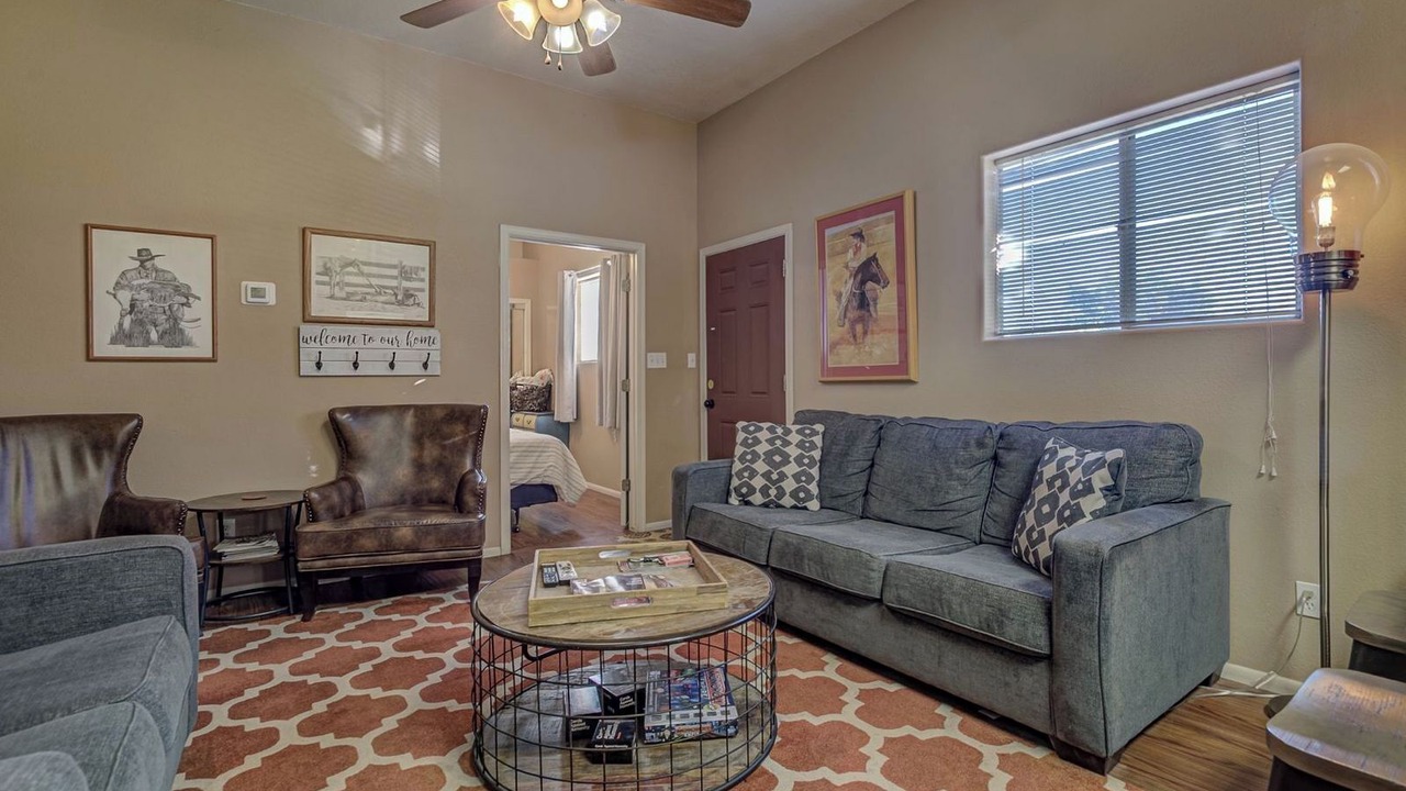Photo of Livingroom in San Tan Valley