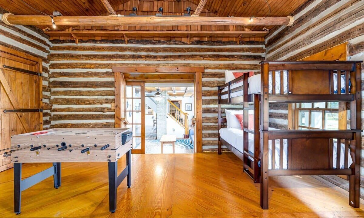 Photo of Bedroom in Fishers Hill
