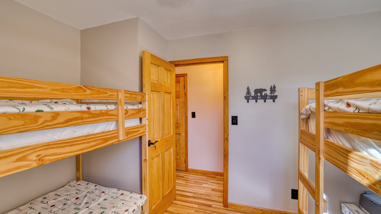 Photo of Others in Roscoe