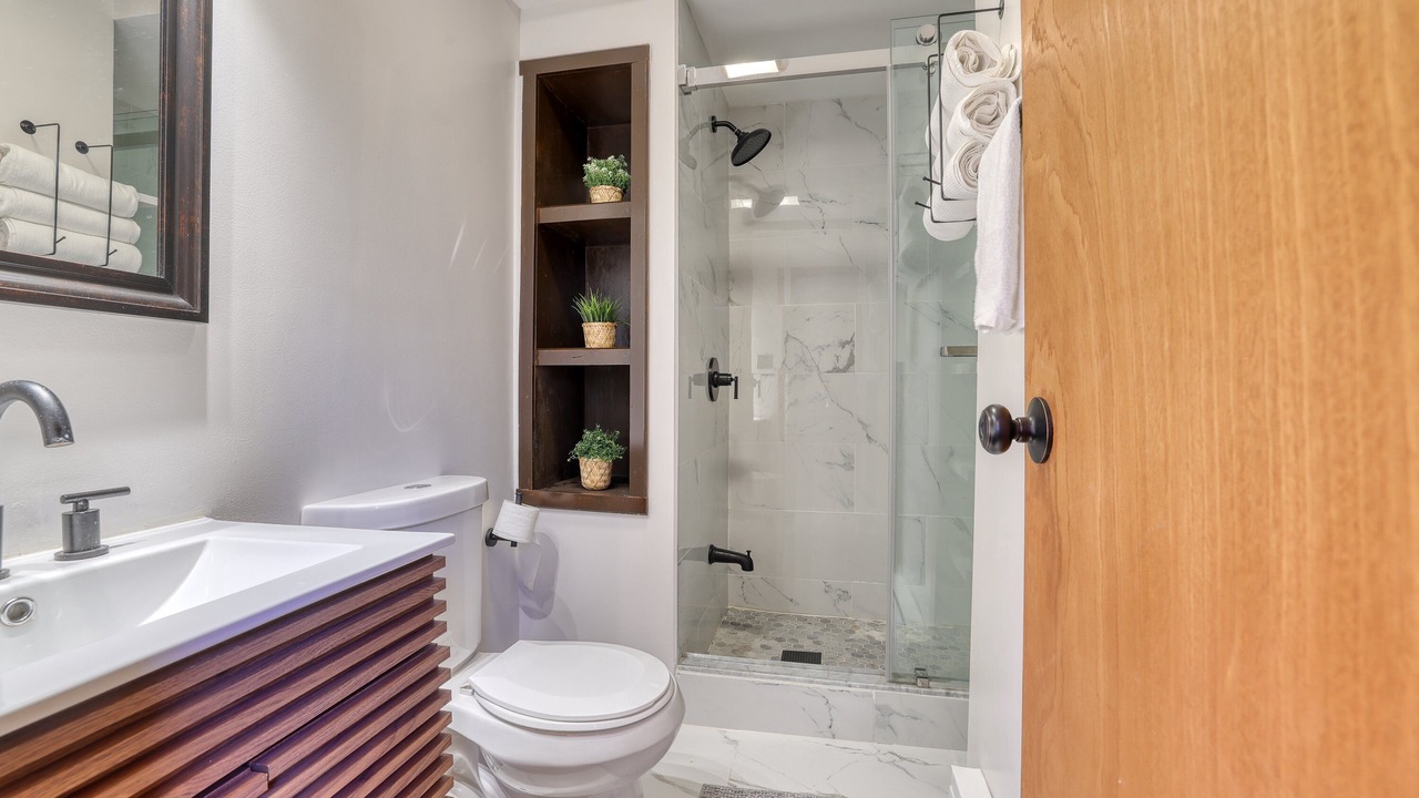 Photo of Bathroom in Roscoe