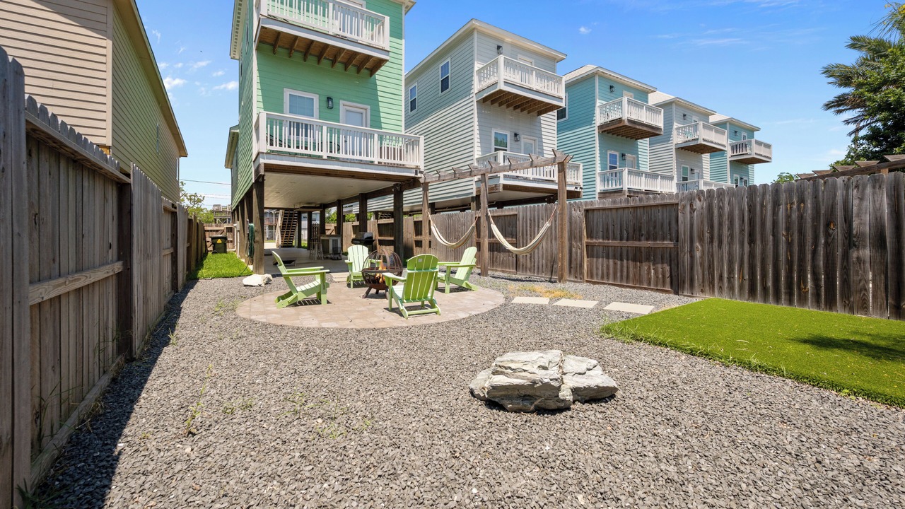 Photo of Patio Balcony in Dickinson
