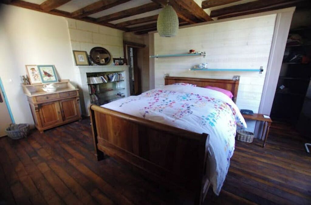 Photo of Bedroom in Souzay-Champigny