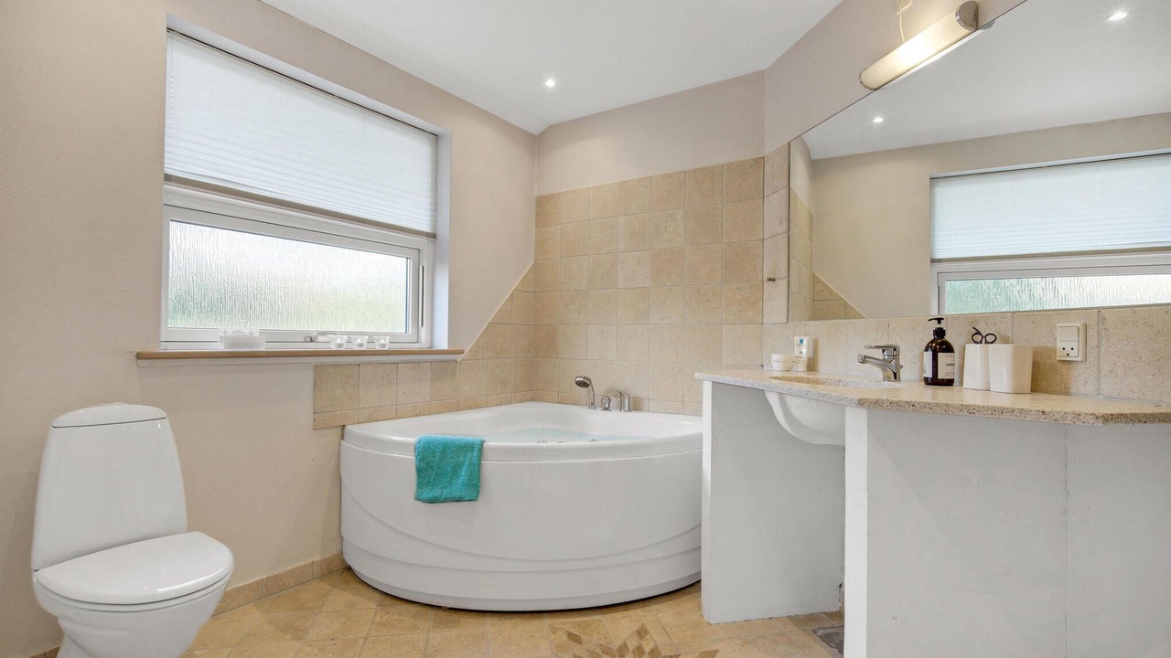 Photo of Bathroom in Yderby