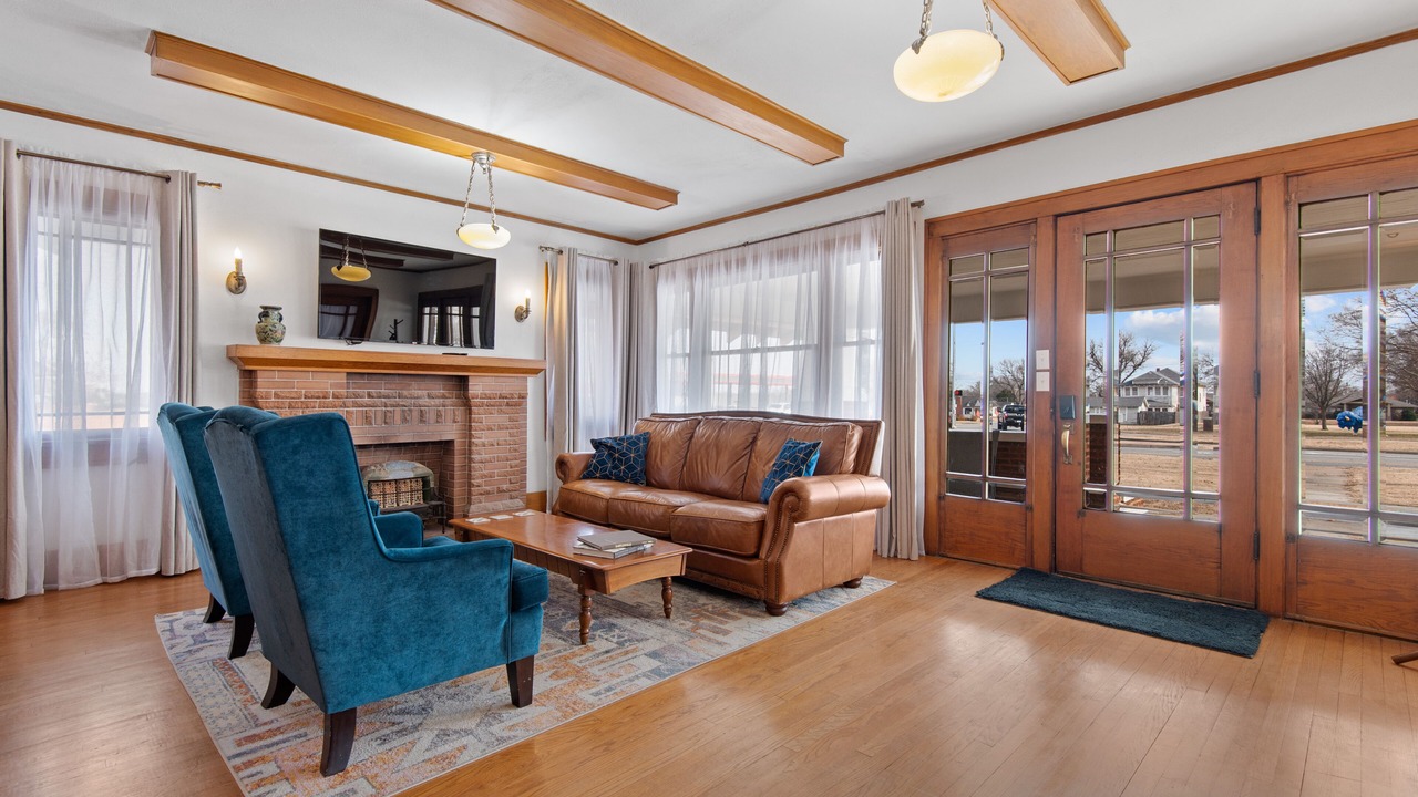 Photo of Livingroom in Bartlesville