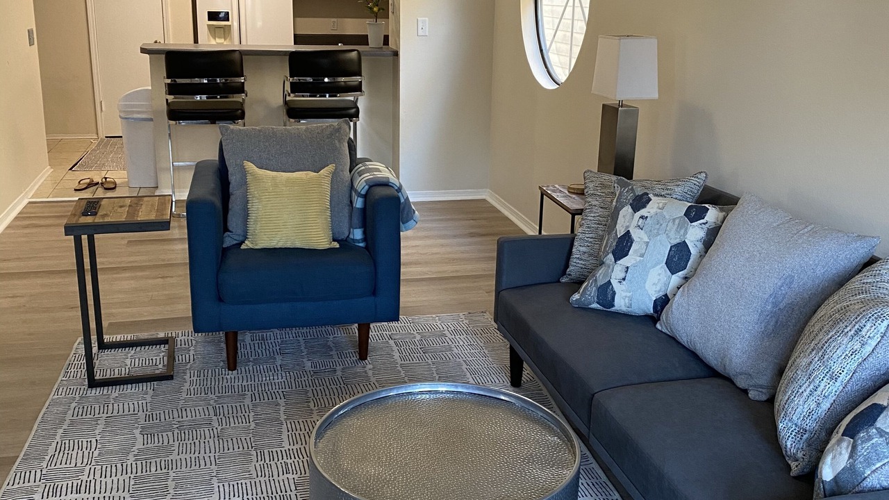 Photo of Livingroom in Northeast Pensacola