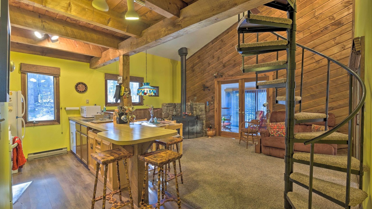 Photo of Others in Maplecrest