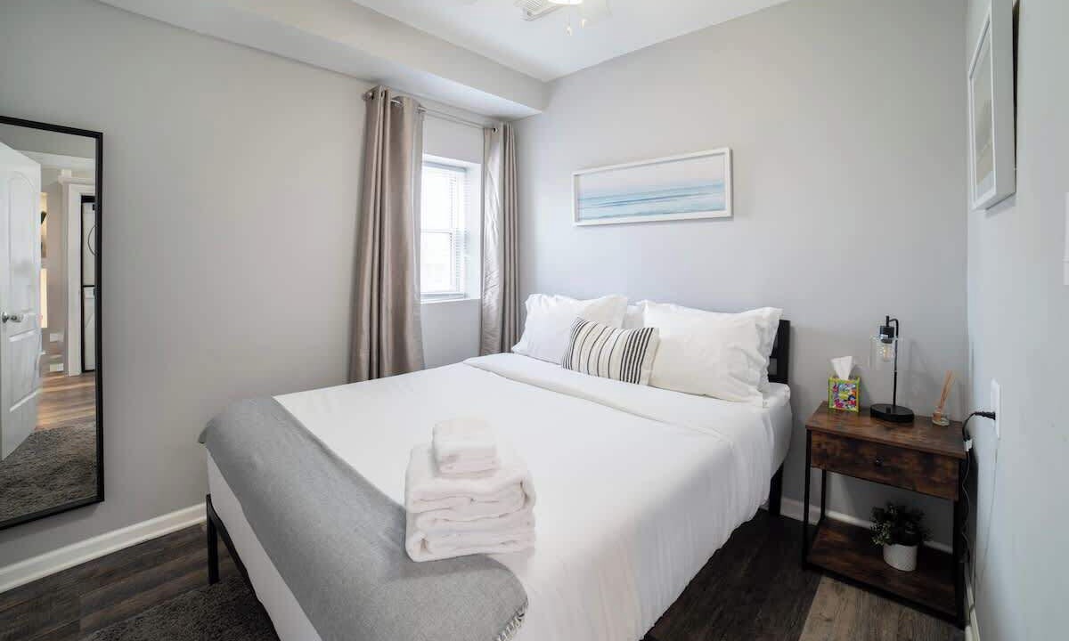 Photo of Bedroom in Heart of Chicago