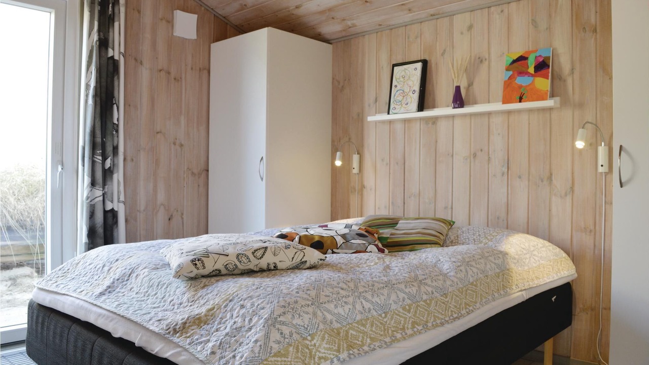 Photo of Others in Houvig Strand