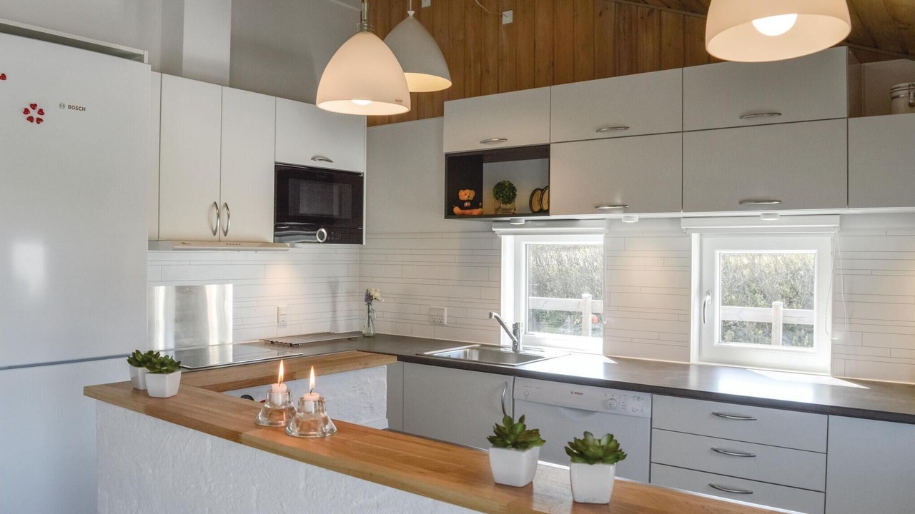 Photo of Others in Houvig Strand