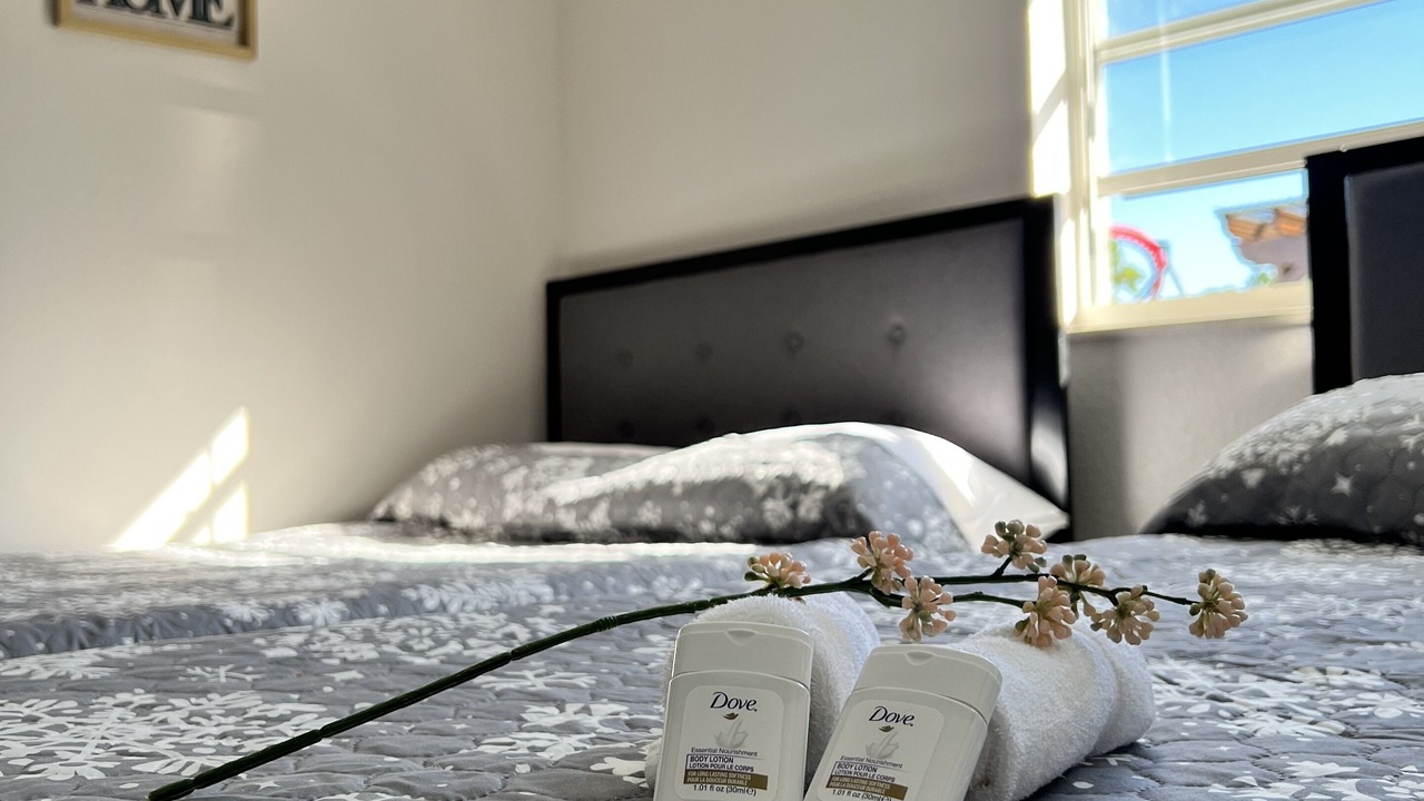 Photo of Bedroom in Bearss Plaza