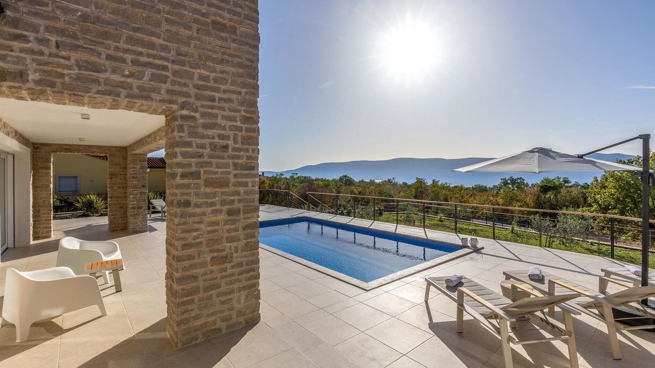 Photo of Outdoor in Brzac