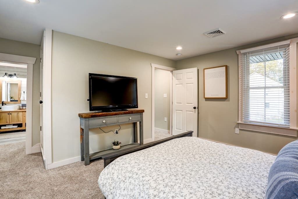 Photo of Bedroom in Elizabethtown