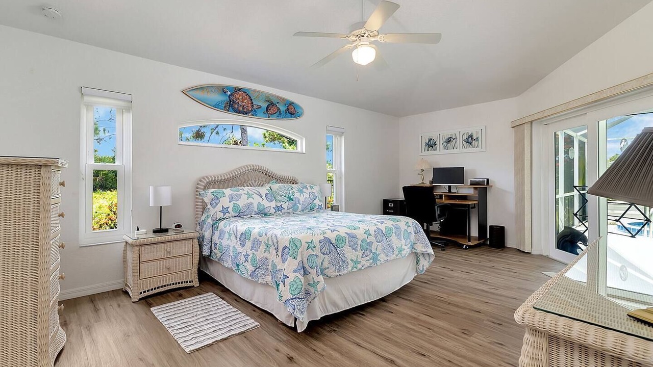 Photo of Bedroom in White Marsh