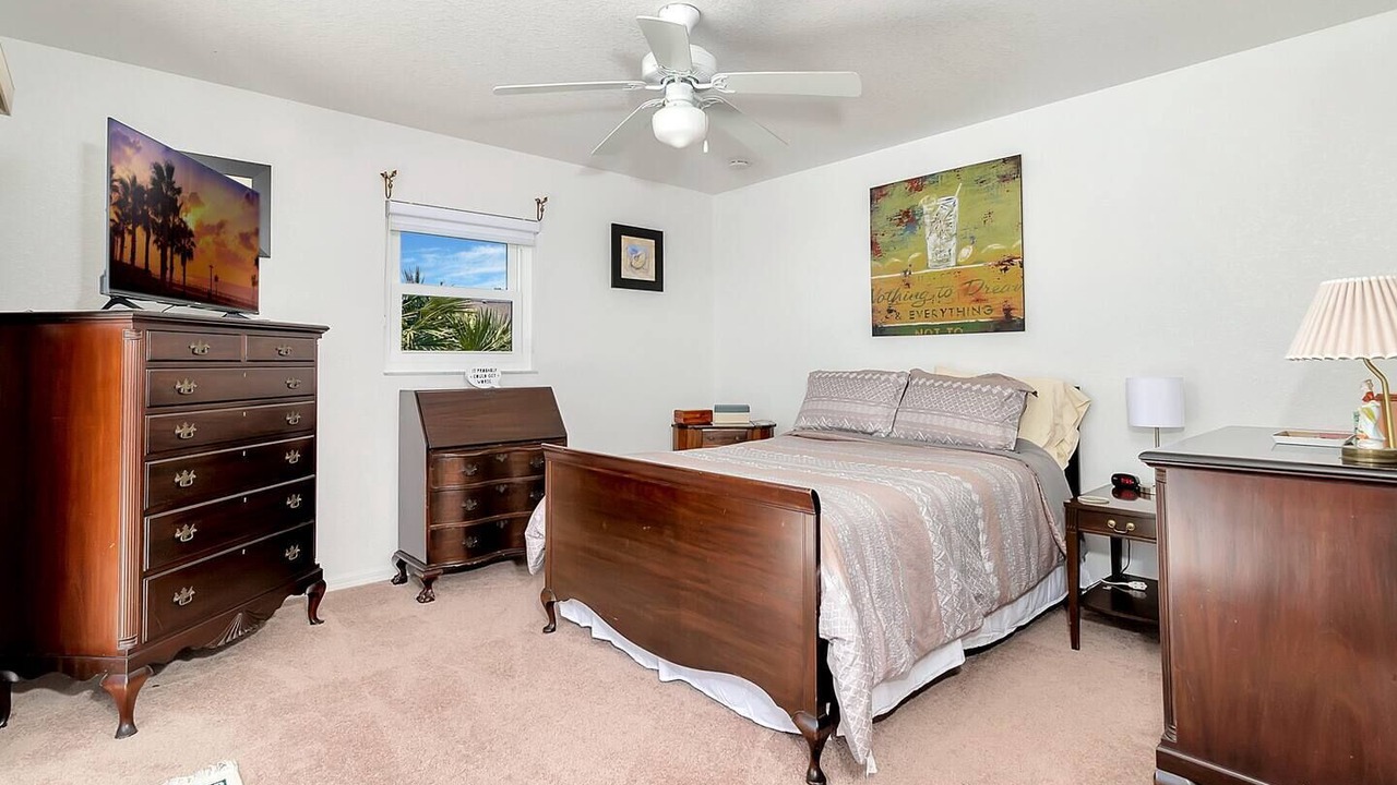 Photo of Bedroom in White Marsh